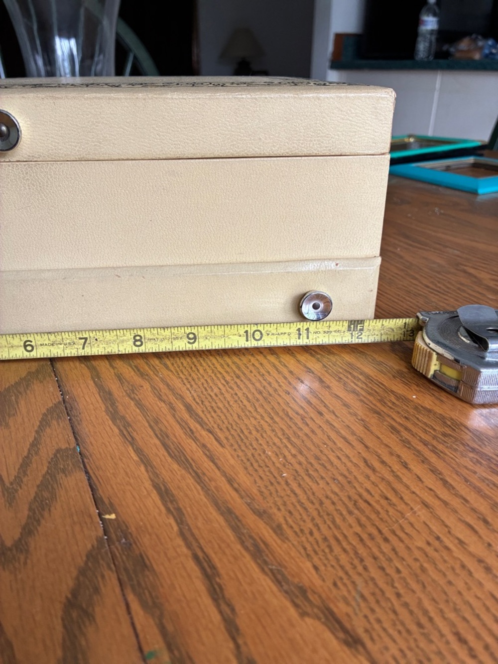 Large Vintage Jewelry Box - Picture 11 of 12